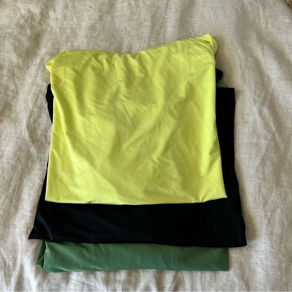 3 pack Sun shirts with hood never worn - Picture 4 of 4